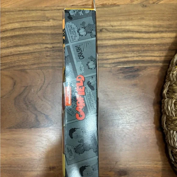 Garfield Men's Vibrant Socks Set - Picture 4 of 5